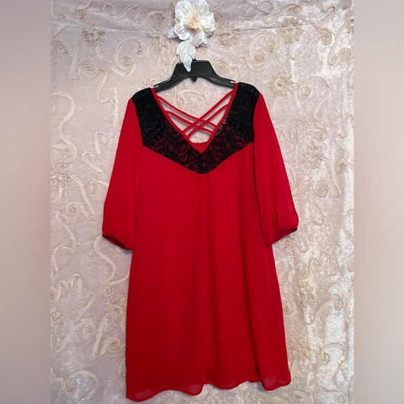 A.Byer Size Small Dress - Picture 2 of 2